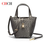 Fashionable Classic Retro Women's New Handbag Large Capacity