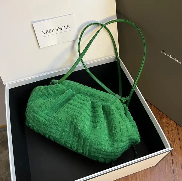 2024 new women fashion towel embossed clutch bag