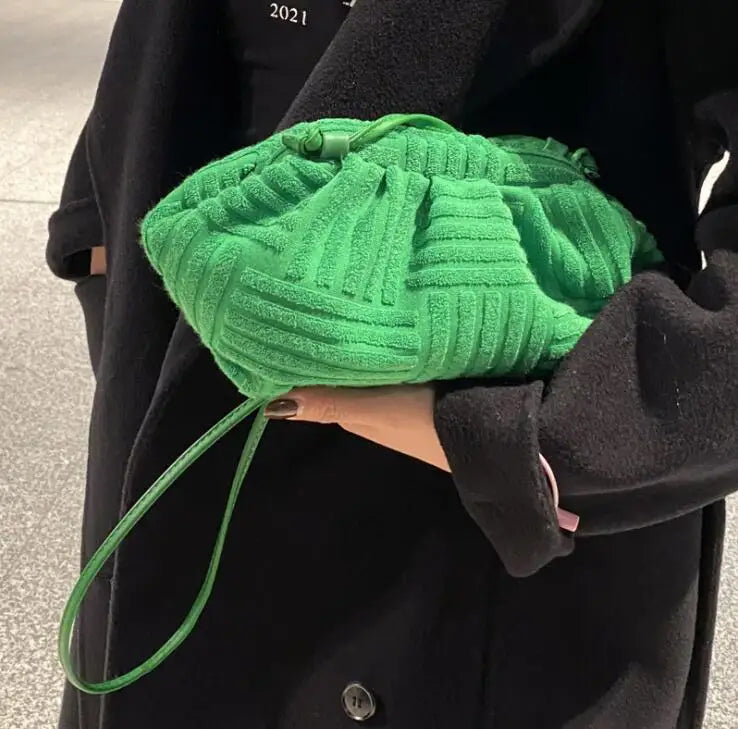 2024 new women fashion towel embossed clutch bag