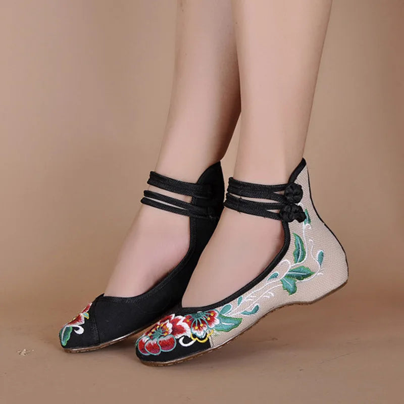 Fashion Embroidery Women Shoes Chinese Style Cloth High Top Casual Flat Shoes Woman Floral Dance Shoes Plus Size EU35-43 WSH2288