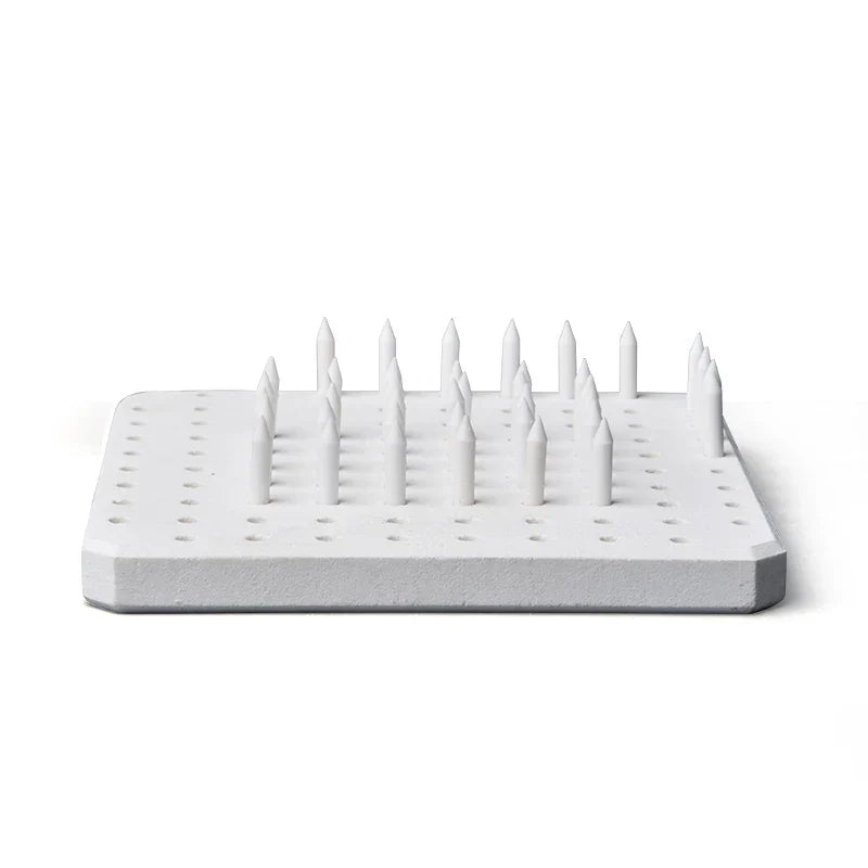 High temperature resistant materials, pottery tools, ceramic porous