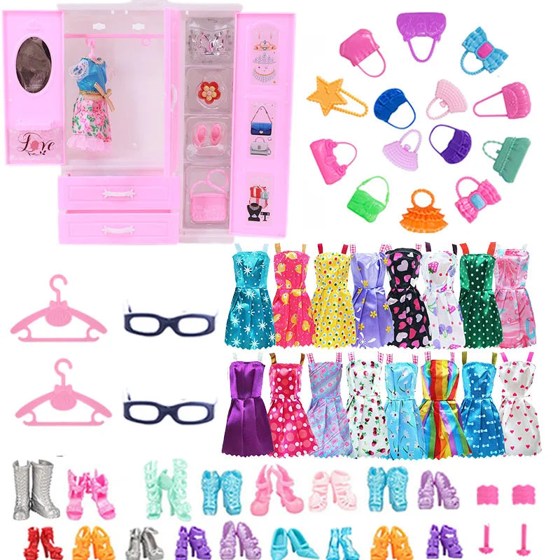 Barbie Dollhouse Set: Wardrobe + 30 Accessories