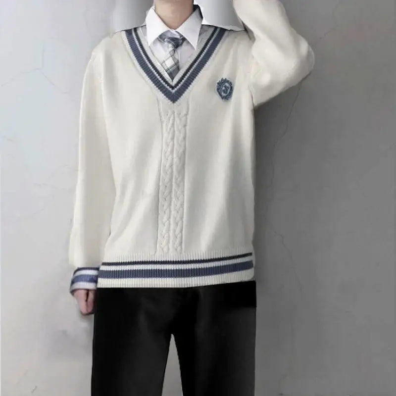 Autumn And Winter College Style Vneck Knitted Sweater