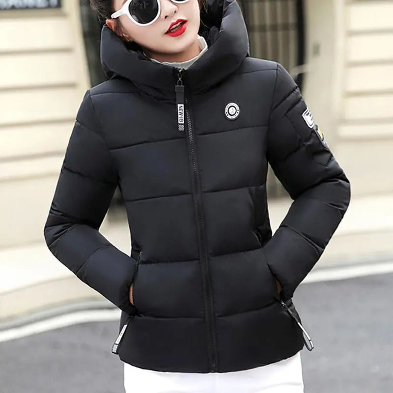 Women Winter Parkas Hooded Thick Warm Short Coat