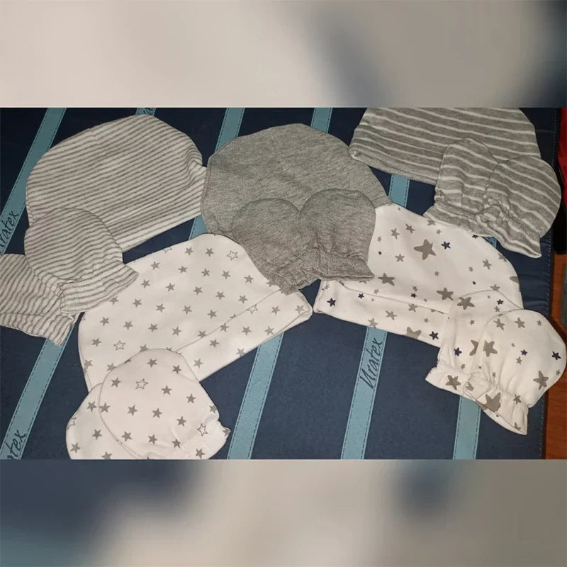 Kiddiezoom 10Pcs/lot Newborn Cap+Gloves Set Baby Boy Clothes