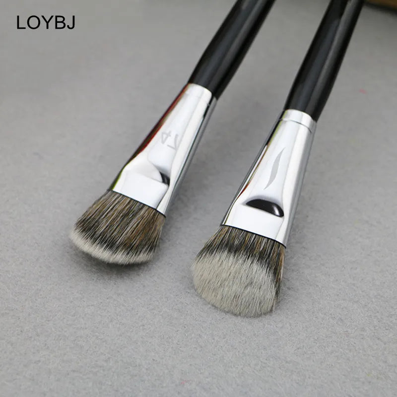 LOYBJ Professional Foundation Brush 47 Broom Head Liquid