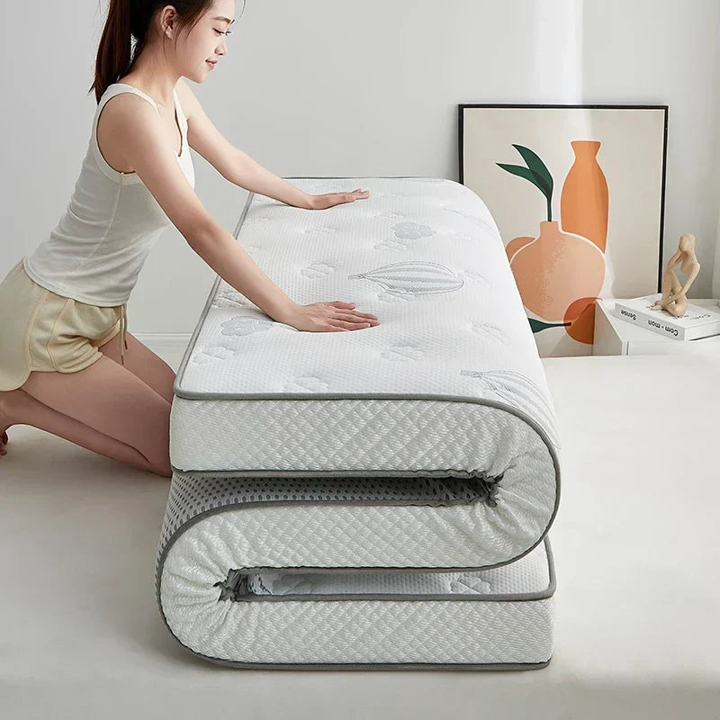 New Class A Knitted Embroidery Latex Mattress