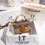 New minimalist and fashionable small handbag, contrasting color