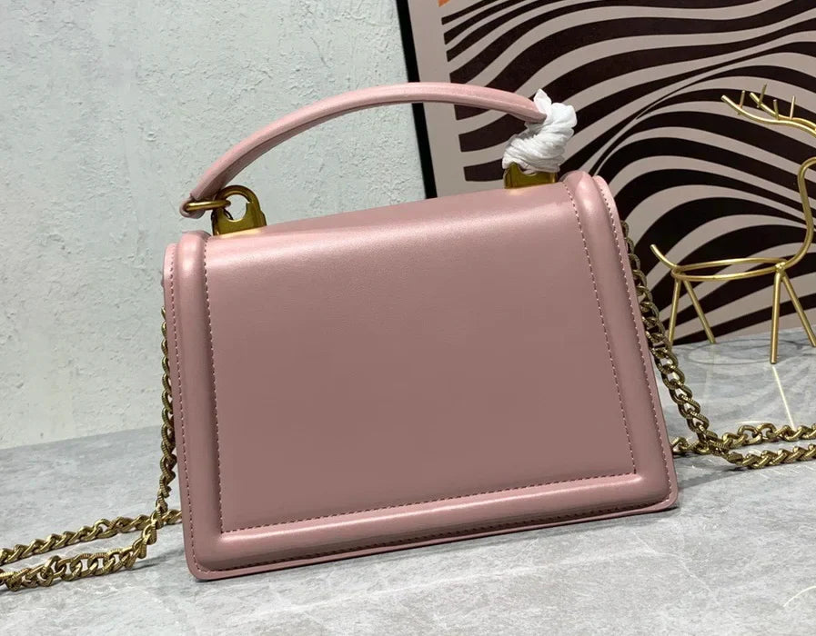 Ladies Shoulder Bag With Metal Magnetic Buckle Fashion
