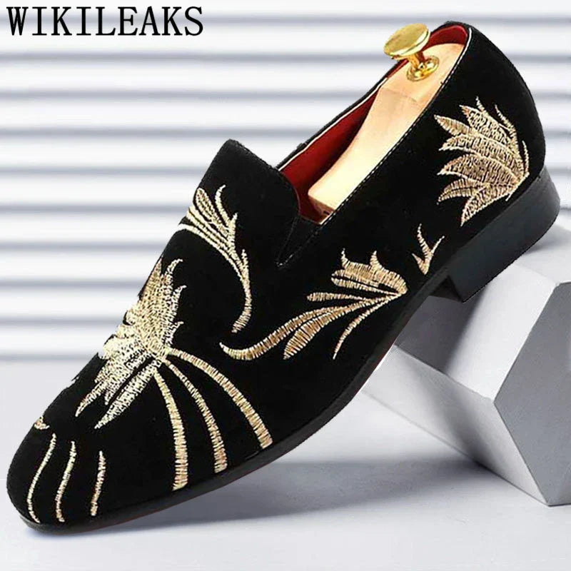 fashion loafers men shoes Embroider formal shoes men