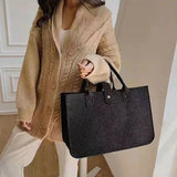 New Shopping Handbag Women's 2023 Handbag Large Capacity Open Fashion Felt Shopping Designer Tote Woven Bag Shop Online China