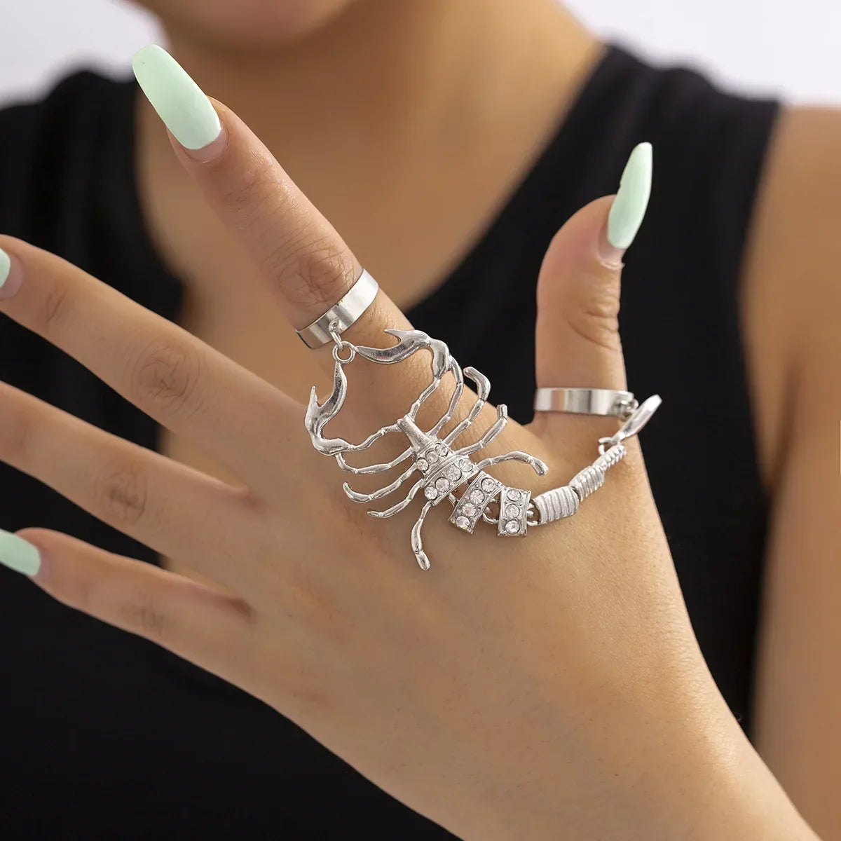 2023 Punk Luxury Scorpion Ring For Woman Retro