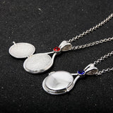 Fashionable H2O Mermaid Openable and Closable Pendant Necklace