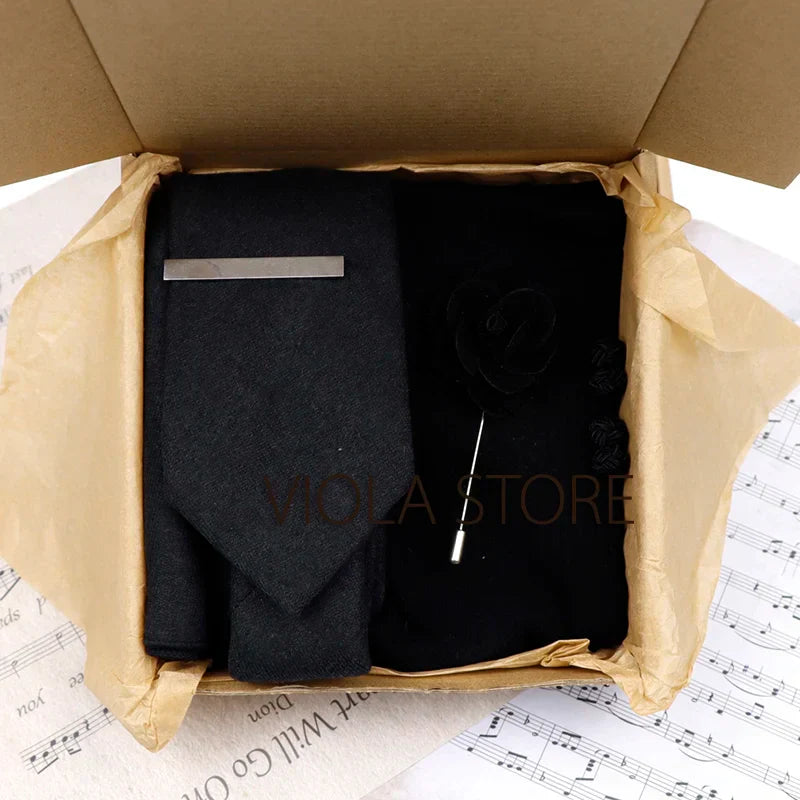 Viola Design 5PCS Gift Box Solid Cotton Sock