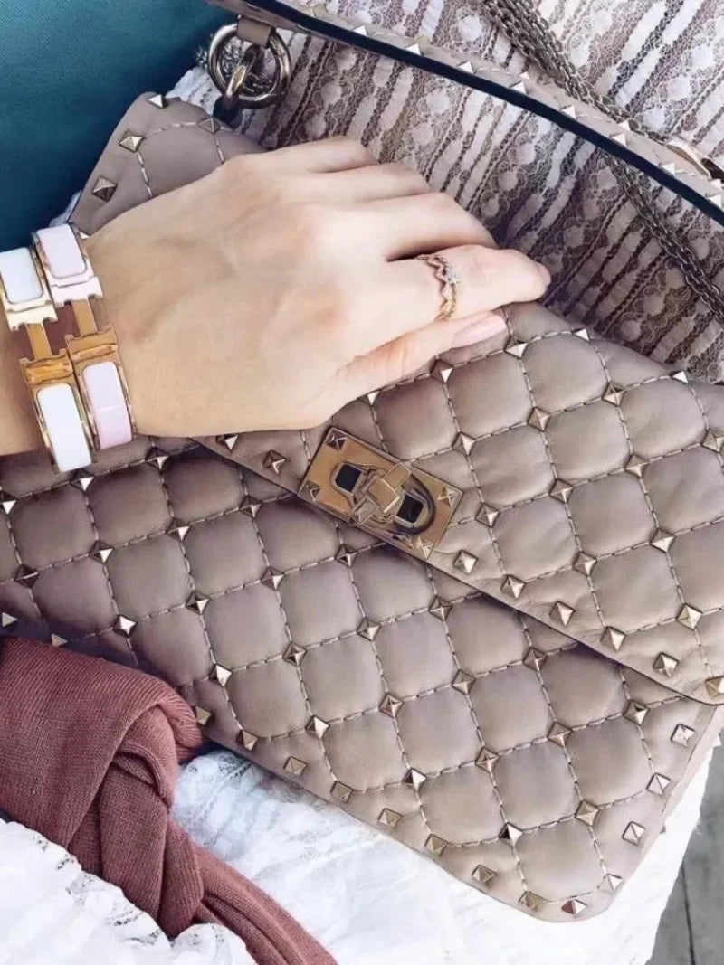 2024 New Fashion Women Sheepskin Leather Rivet Handbags