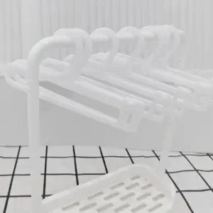 Dollhouse Simulation Plastic Miniture Doll Clothes Rack Garment