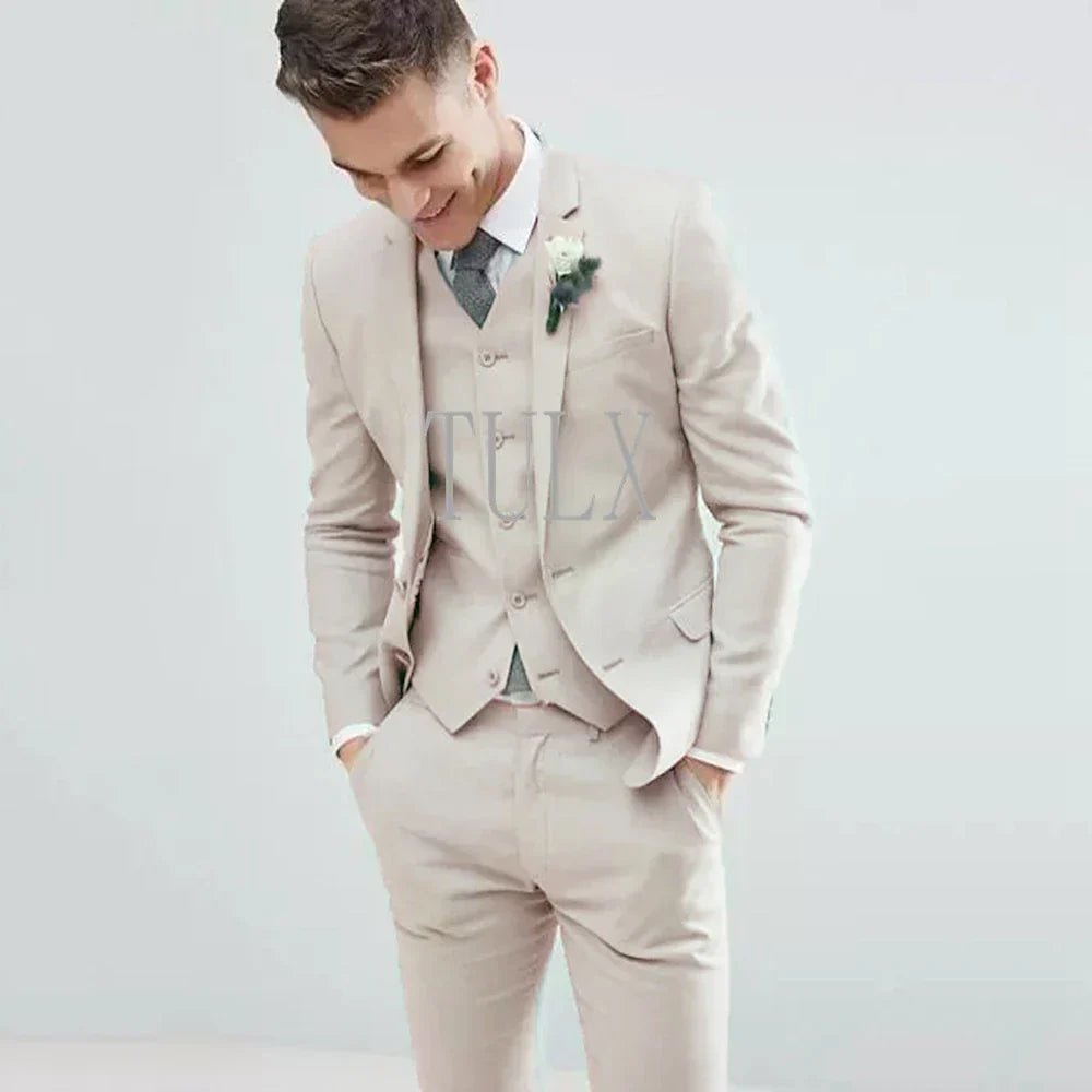 Light Green Men Suits Wedding Tuxedos Notched Lapel