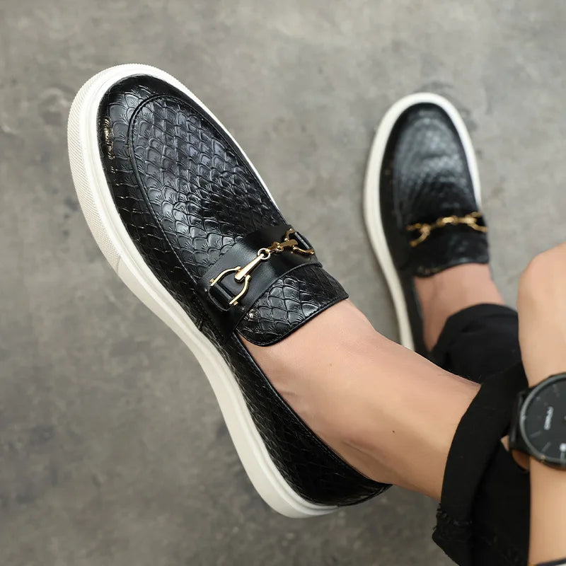 Men's Casual Shoes Embossed Leather Men Fashion Buckle