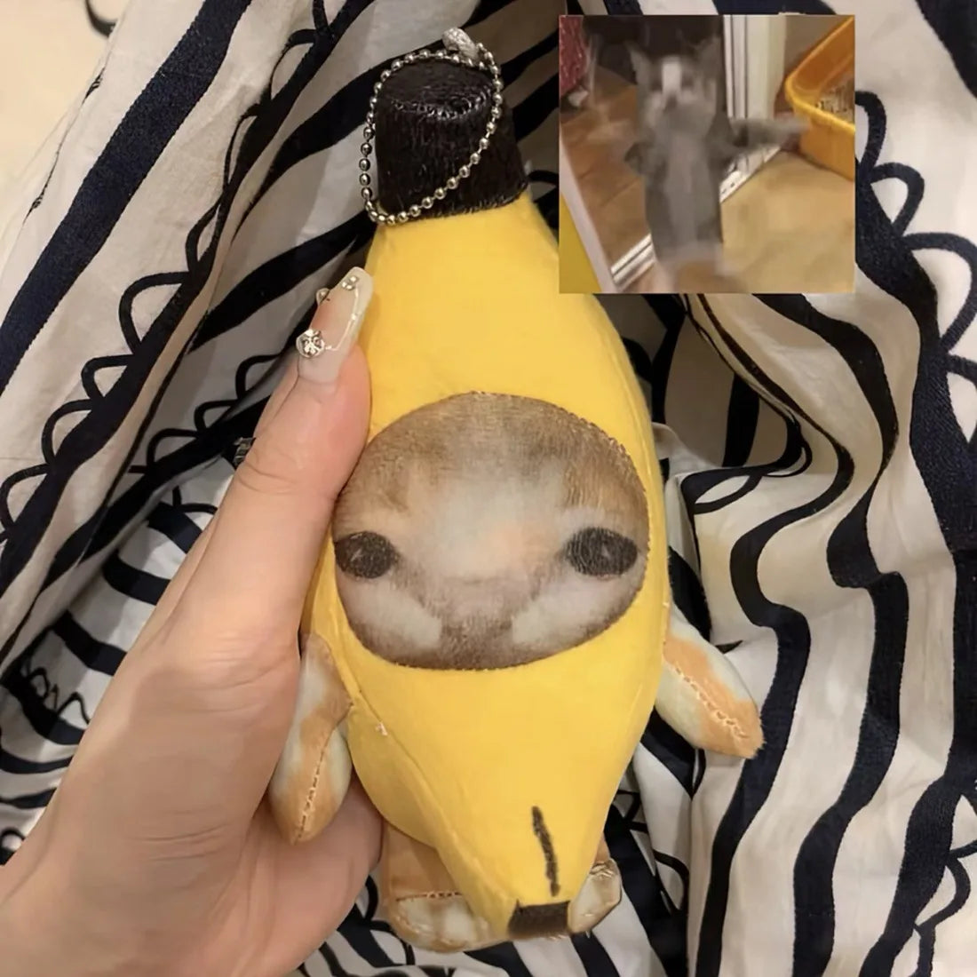 2023 Crying Banana Cat Plush Pendant Cute Banana