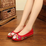 2023 New Chinese Girl Embroidered Cloth Shoes Hot