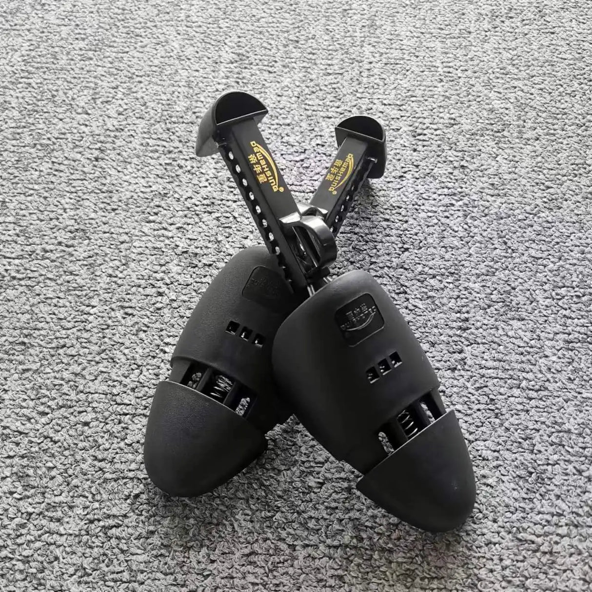 Plastic Adjustable Shoe Tree Brace Wrinkle Removal