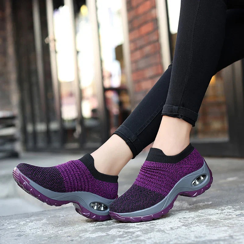 Women's Walking Shoes Fashion Air Cushion Thick Bottom Sneakers Slip-on Lightweight Breathable Casual Shoes