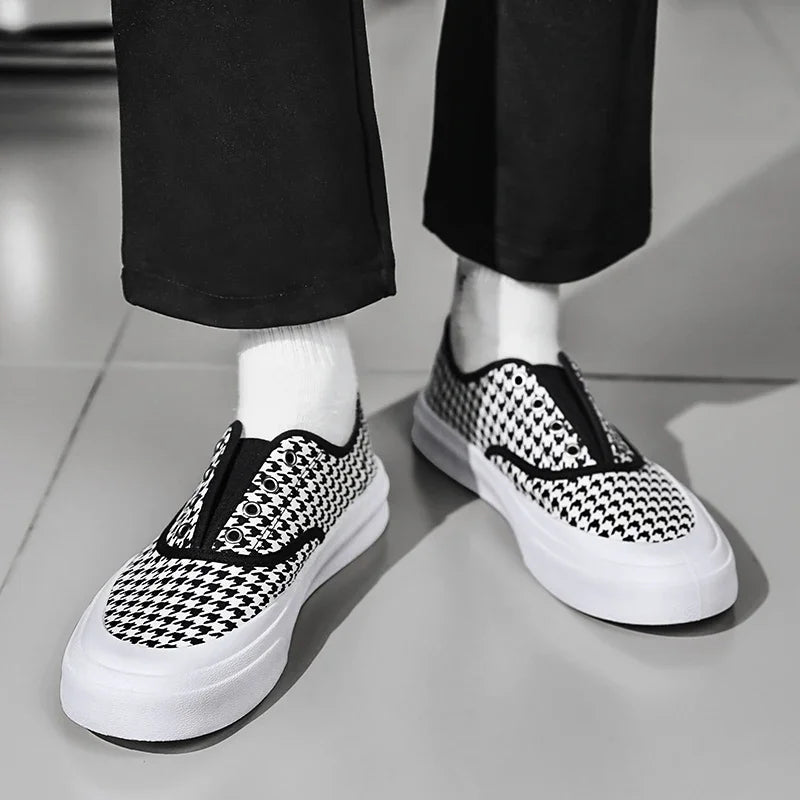 Men Canvas Shoes Fashion Solid Color Men Vulcanized