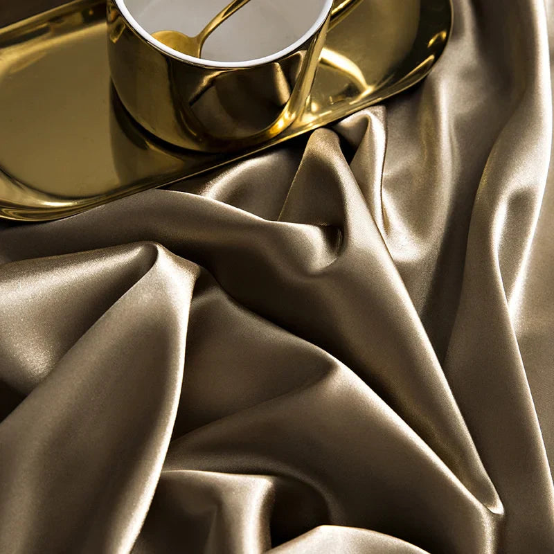 Luxury Gold Mulberry Silk Bedding Set Comforter Quilt