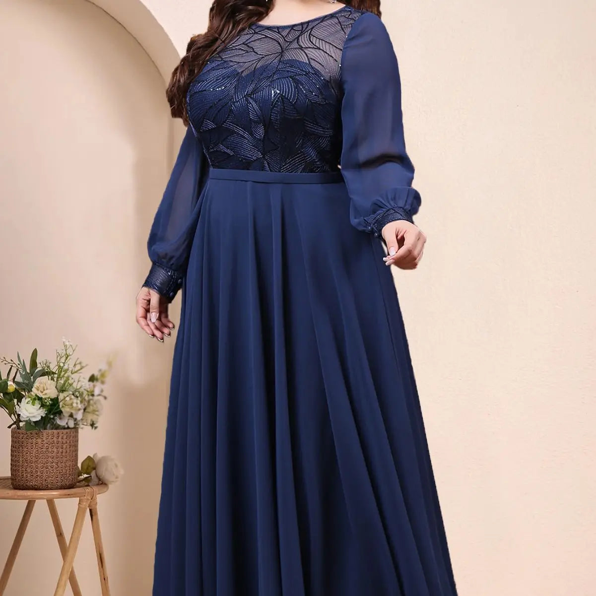 Plus Size Elegant Dress Round Neck Chiffon Mesh