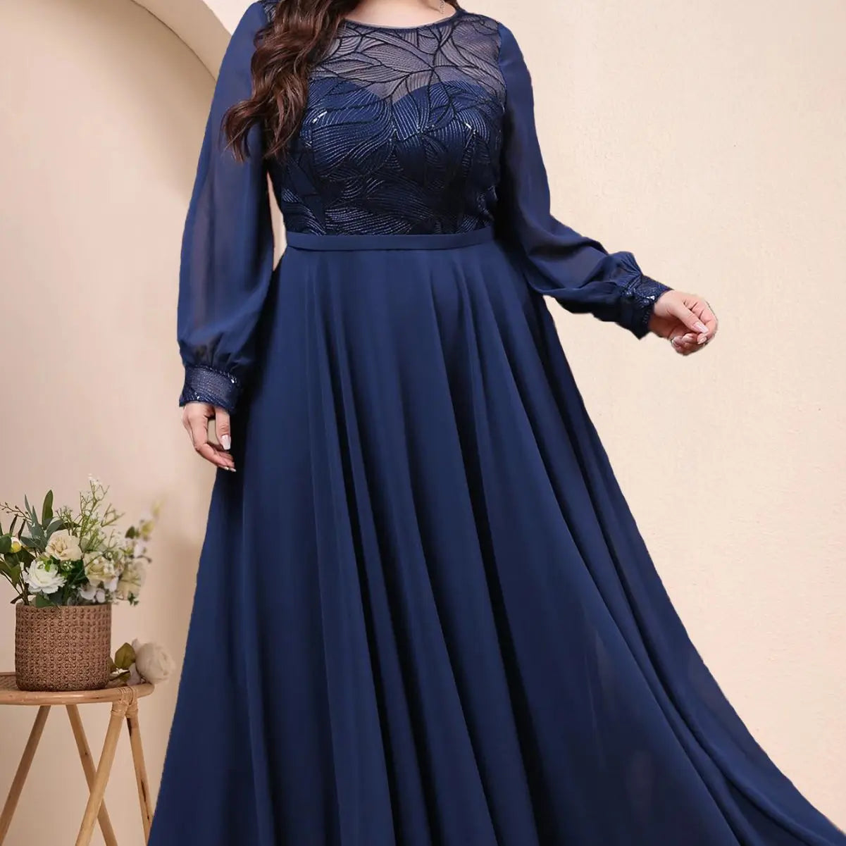 Plus Size Elegant Dress Round Neck Chiffon Mesh