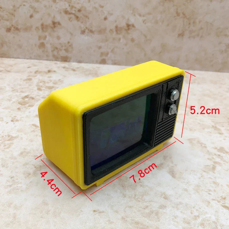 Retro Mini TV Television Watch Dollhouse Scene Model