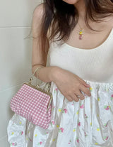 The new lady bags can be customized color