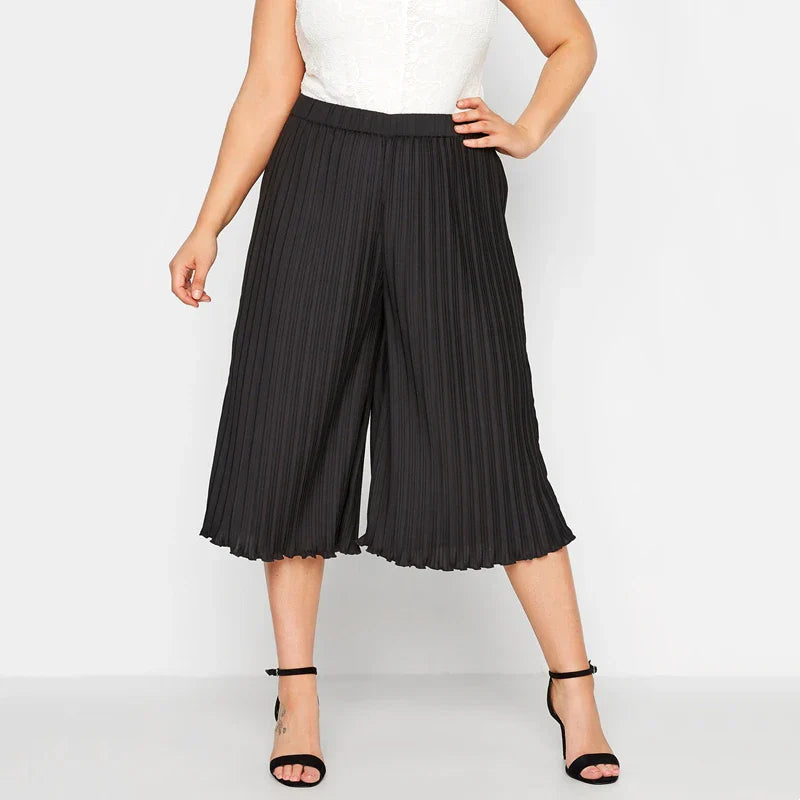 Plus Size Summer Elegant Pleated Capri Pants Women