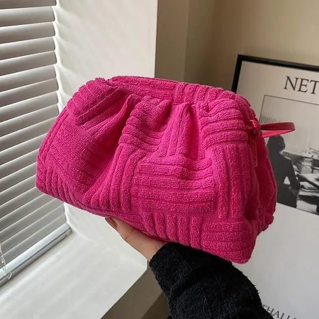 2024 new women fashion towel embossed clutch bag