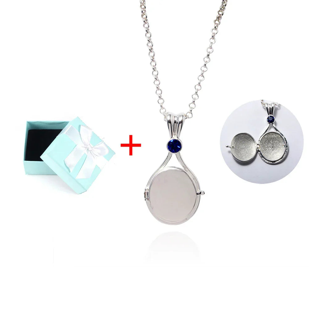 Fashionable H2O Mermaid Openable and Closable Pendant Necklace