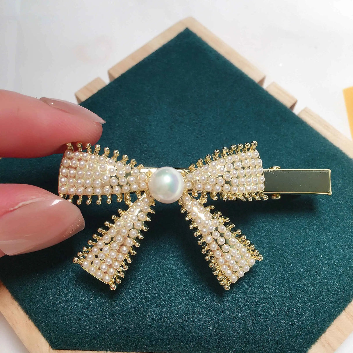 ZHBORUINI 2022 Natural Freshwater Pearl Hair Clips Ladies