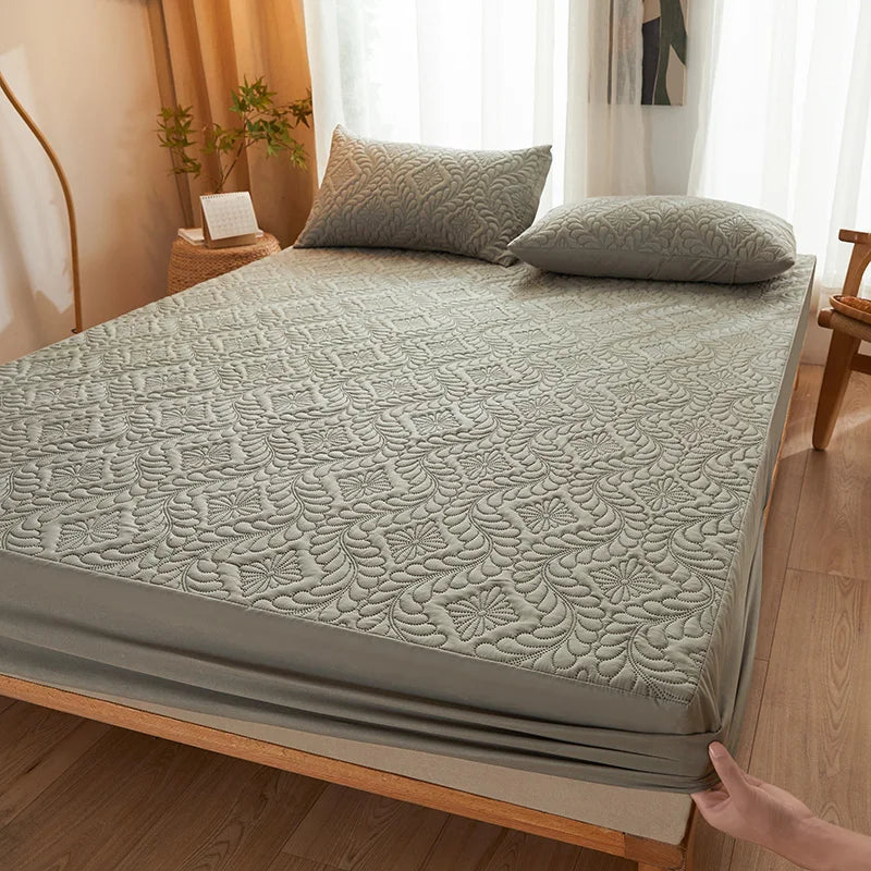 Quilted Waterproof Mattress Cover Embossed Bedding Mattress Protector