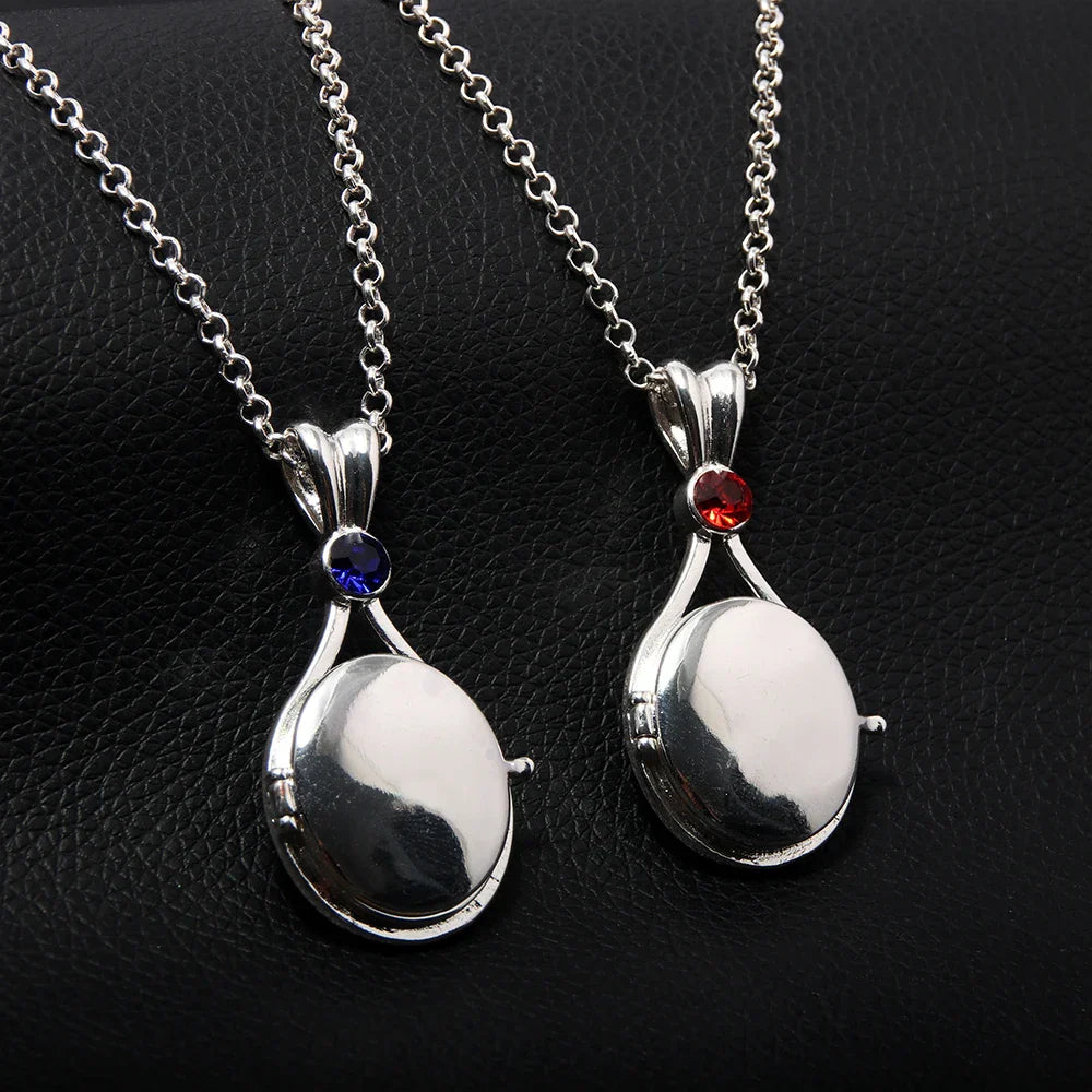 Fashionable H2O Mermaid Openable and Closable Pendant Necklace