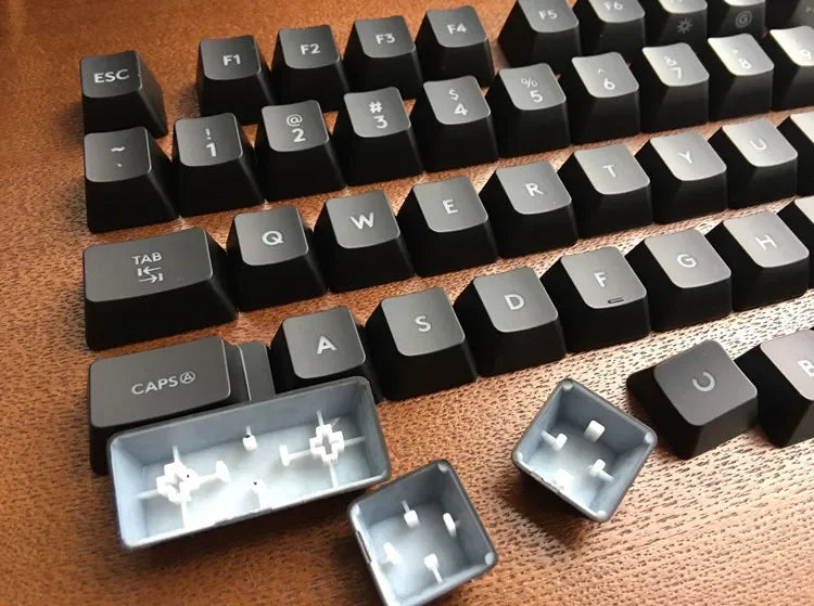 Single replacement keycaps or complete104 keycaps for Logitech