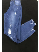 LW Plus Size Highwaisted Ripped Jeans Zipper Fly