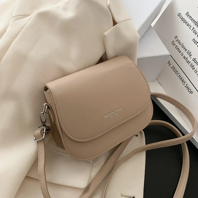 1 Piece Simplicity Saddle Bag for Women Fashion