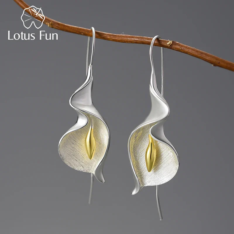 Lotus Fun 18K Gold Long Hanging New Calla
