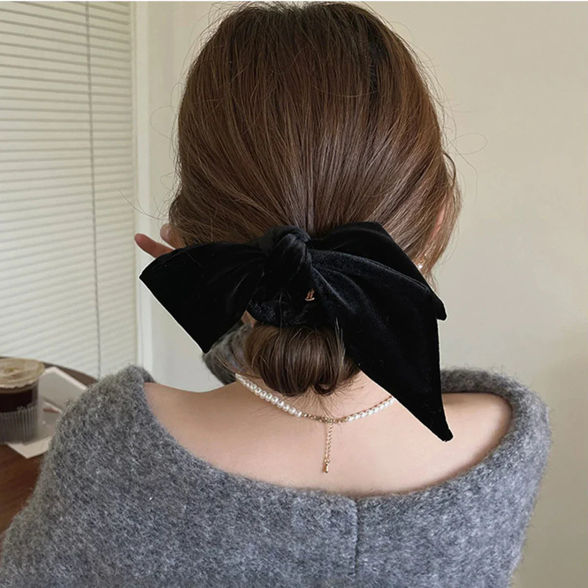 New Vintage Velvet Bow Scrunchie Rabbit Knot Hair