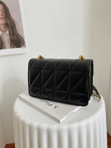 DiamondShaped Embossed Fashion Chain For Female Commuters With