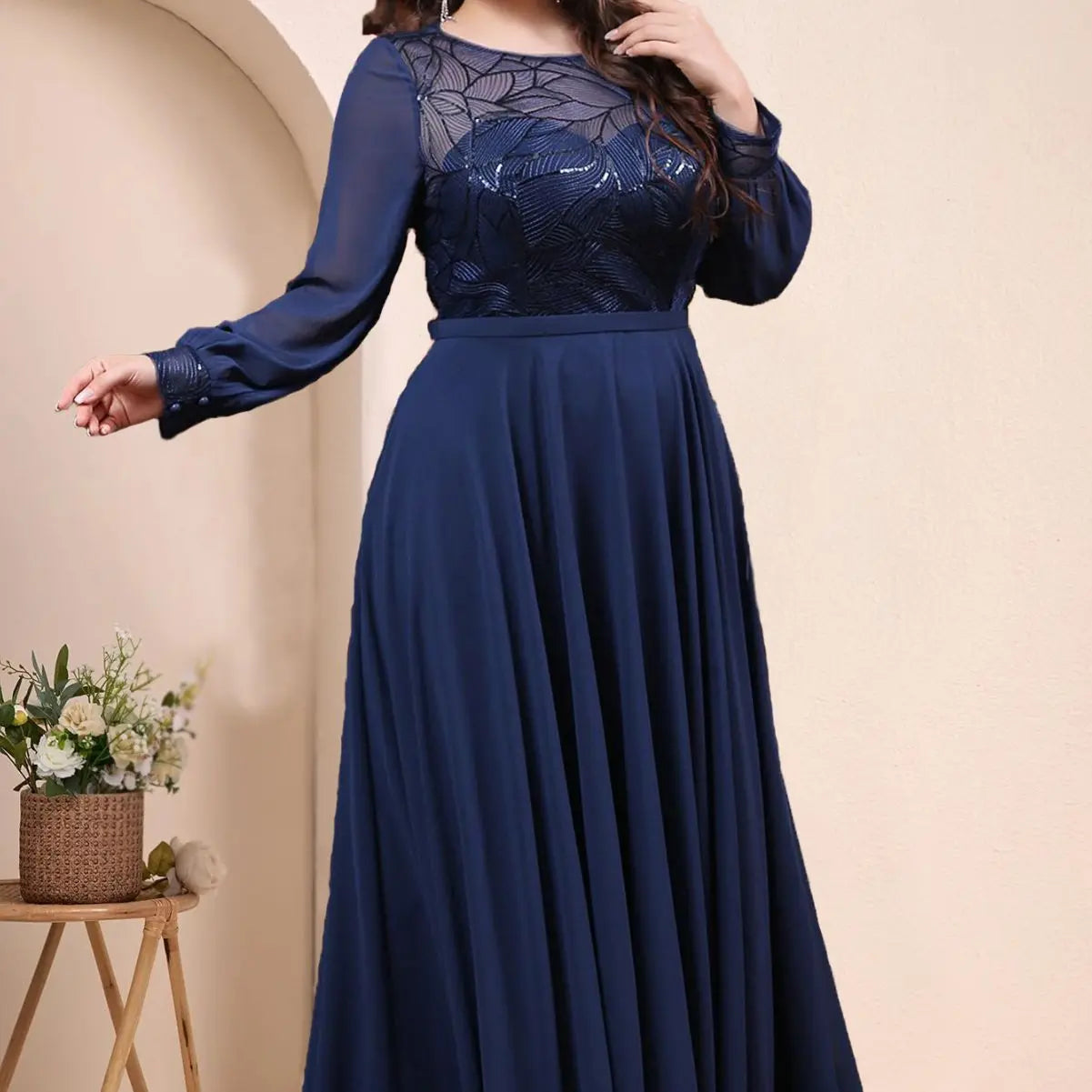 Plus Size Elegant Dress Round Neck Chiffon Mesh