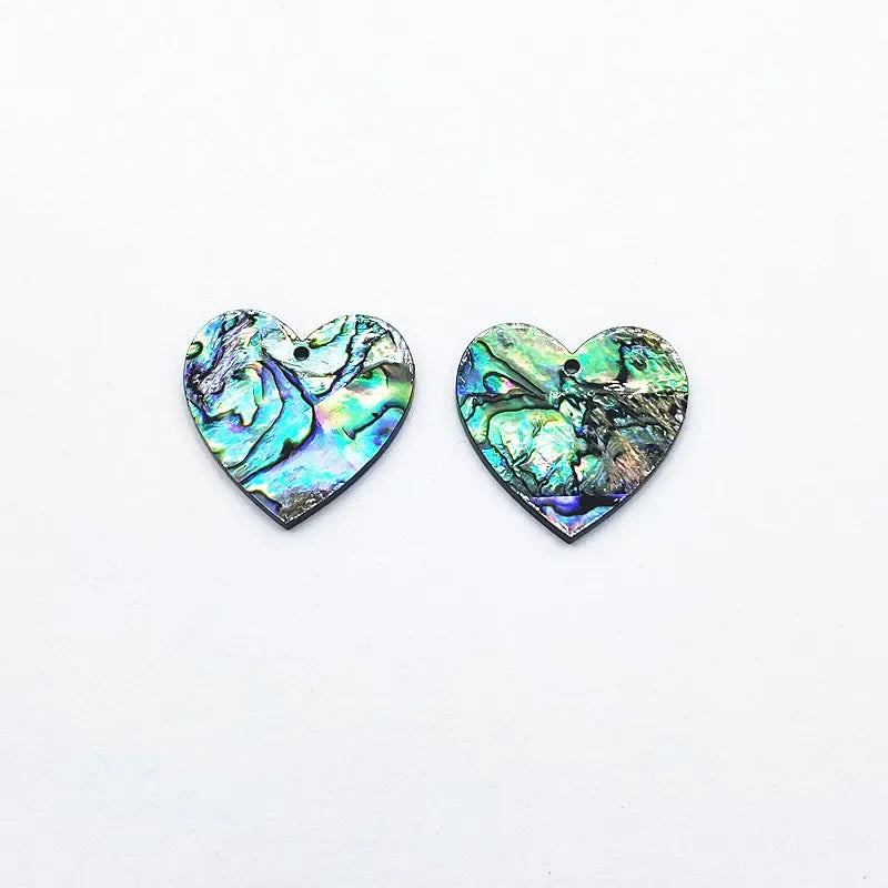 30x30mm 30pcs Acrylic with Shell Heart