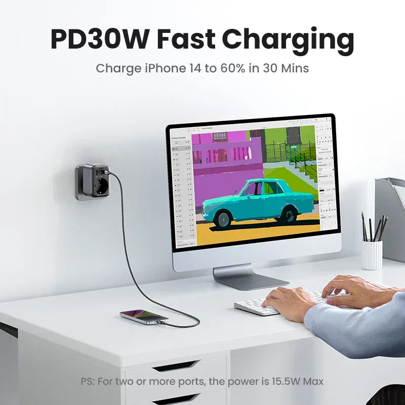 UGREEN 30W GaN PD Charger With AC Outlets