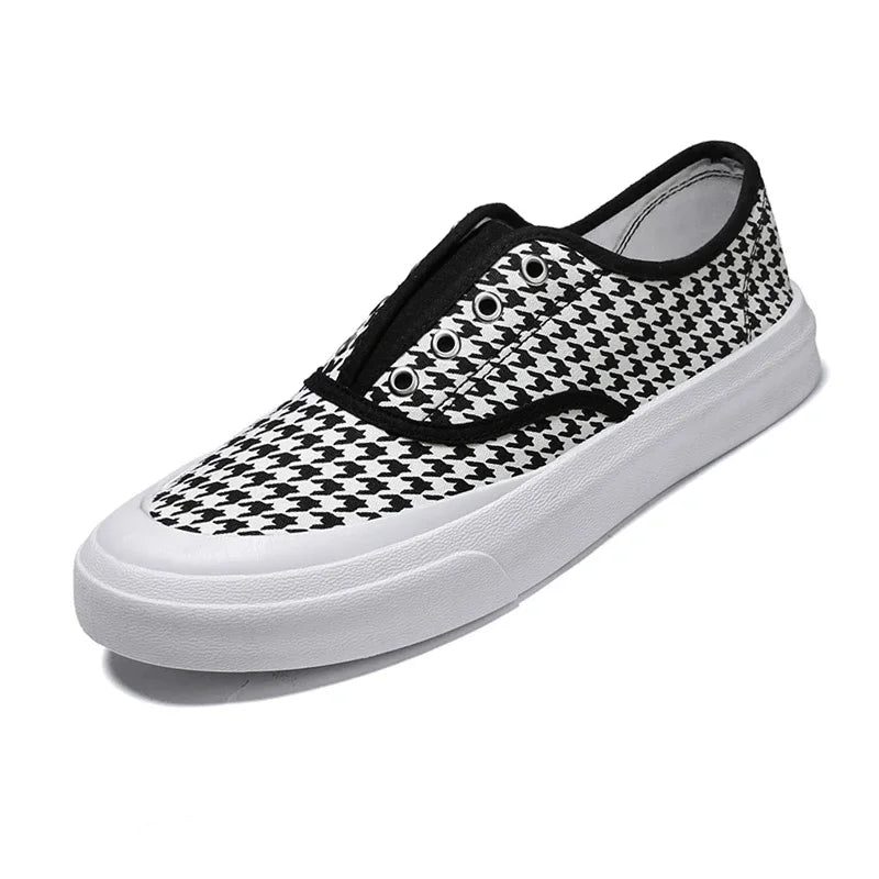 Men Canvas Shoes Fashion Solid Color Men Vulcanized