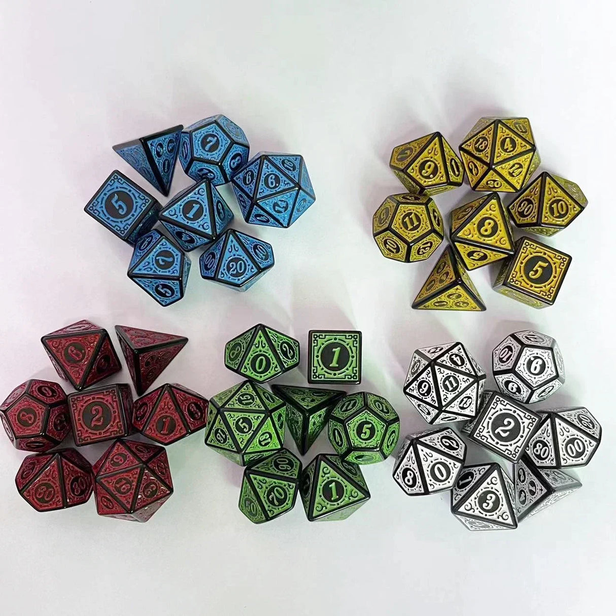 7 Pcs Kit Polyhedral 6 Sides Carved Vintage