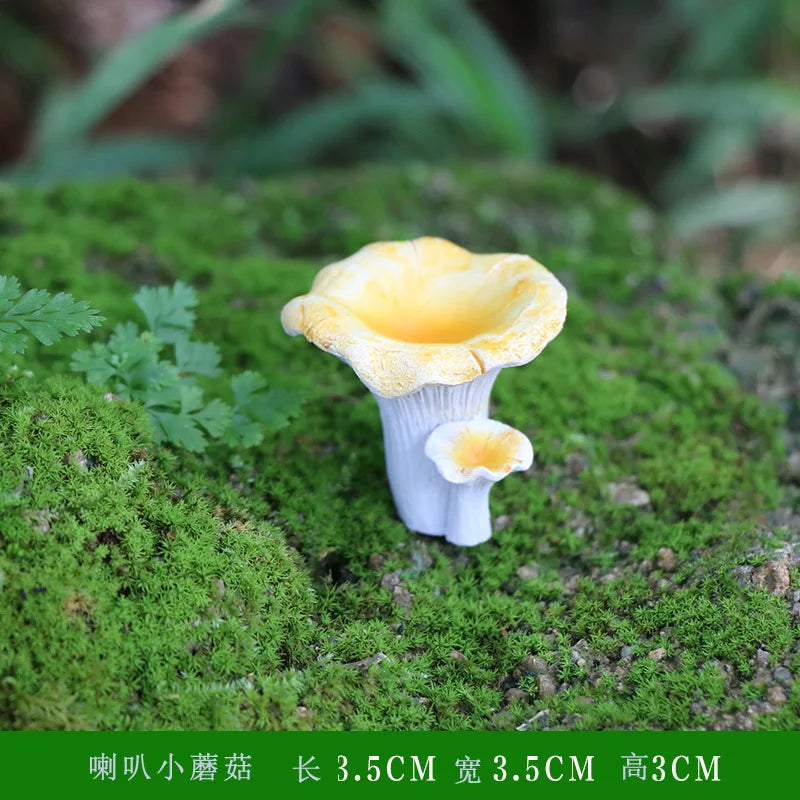Miniatures Mushroom Garden Decoration Resin Statue Figurine